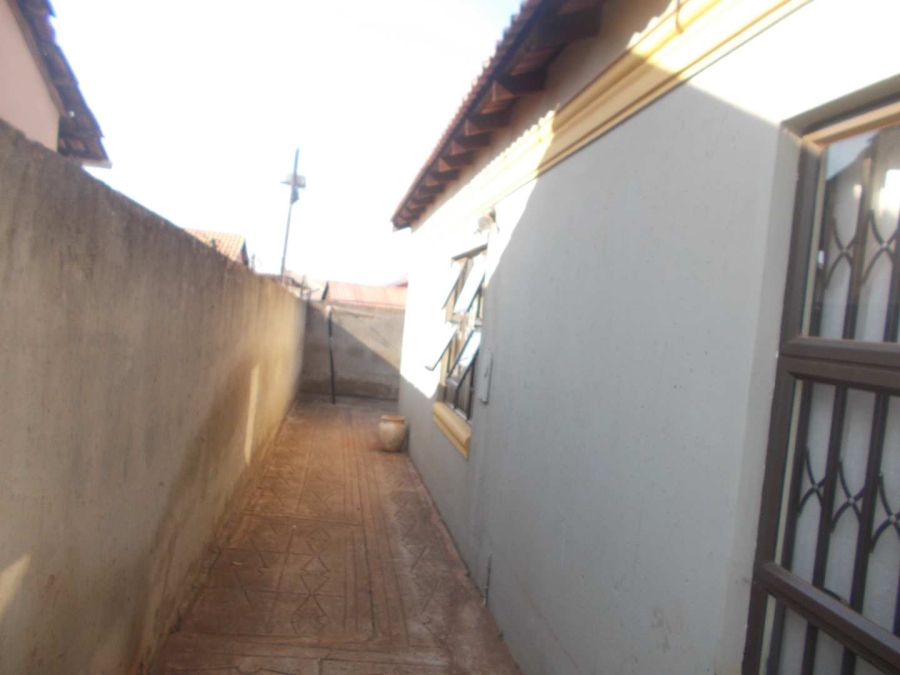 3 Bedroom Property for Sale in Vosloorus Ext 25 Gauteng