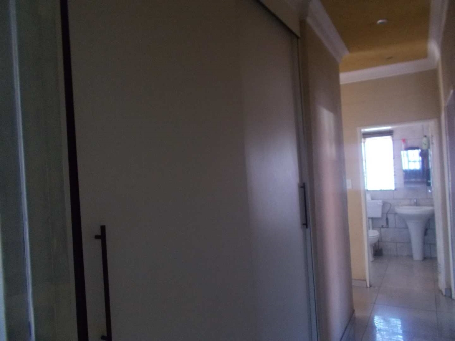 3 Bedroom Property for Sale in Vosloorus Ext 25 Gauteng