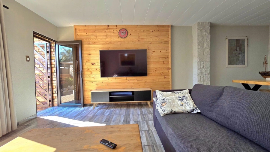 2 Bedroom Property for Sale in New Redruth Gauteng