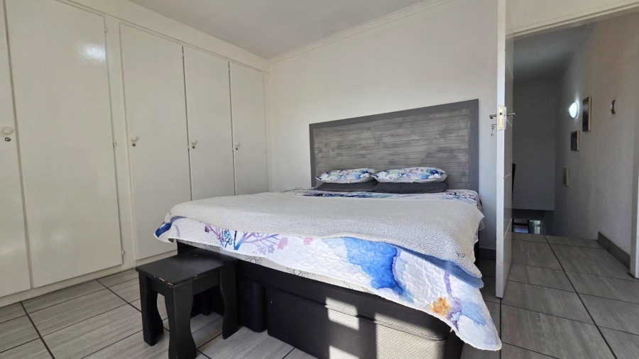 2 Bedroom Property for Sale in New Redruth Gauteng
