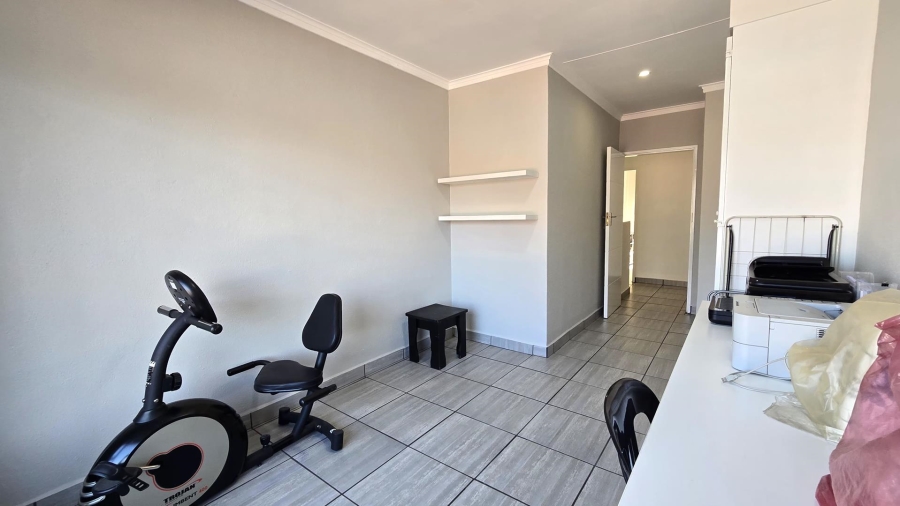 2 Bedroom Property for Sale in New Redruth Gauteng