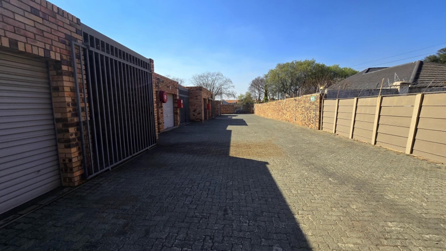 2 Bedroom Property for Sale in New Redruth Gauteng
