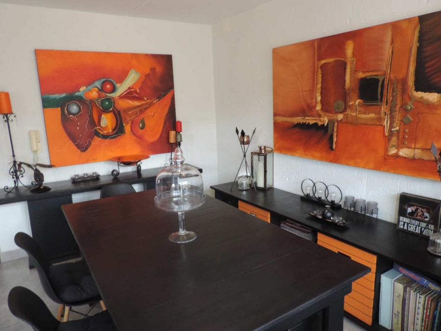 2 Bedroom Property for Sale in Glenvista Gauteng