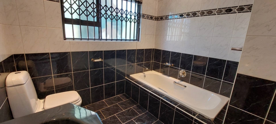 3 Bedroom Property for Sale in Meyersdal Gauteng