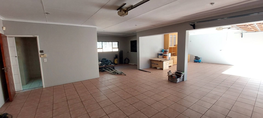 3 Bedroom Property for Sale in Meyersdal Gauteng