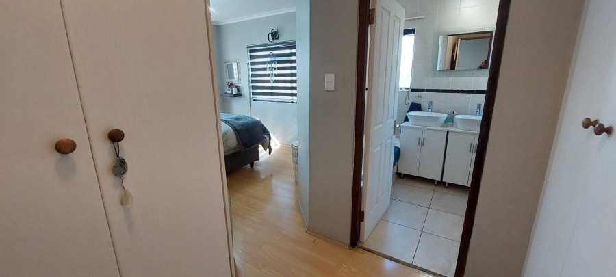 2 Bedroom Property for Sale in Meyersdal Gauteng