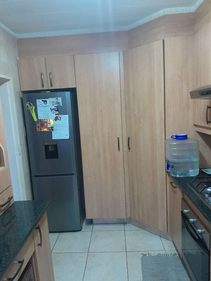 2 Bedroom Property for Sale in South Crest Gauteng