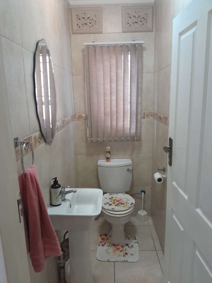 2 Bedroom Property for Sale in South Crest Gauteng