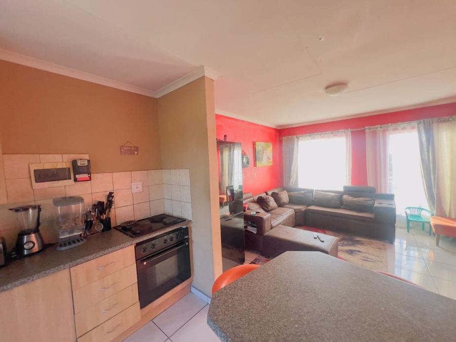 2 Bedroom Property for Sale in The Orchards Gauteng