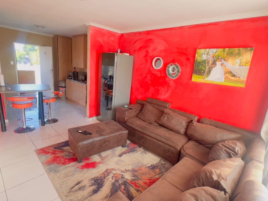 2 Bedroom Property for Sale in The Orchards Gauteng