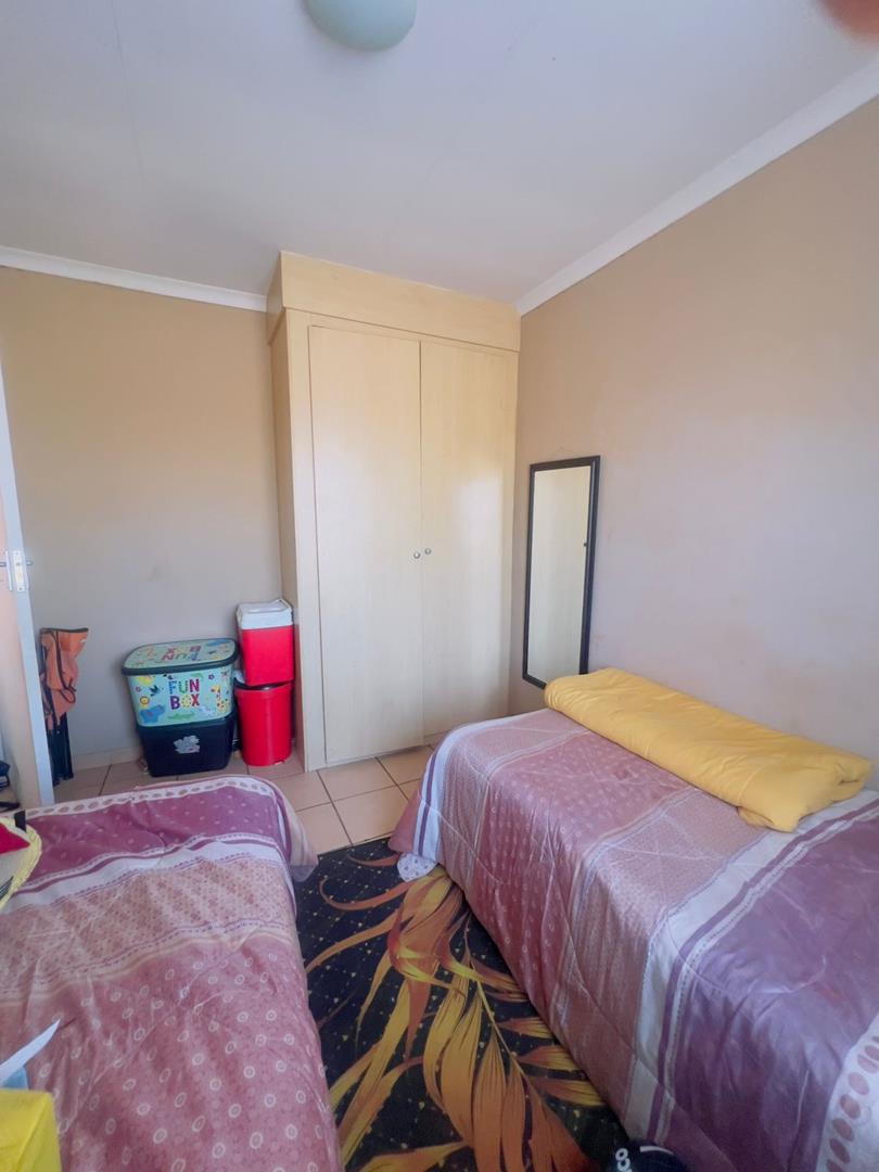 2 Bedroom Property for Sale in The Orchards Gauteng
