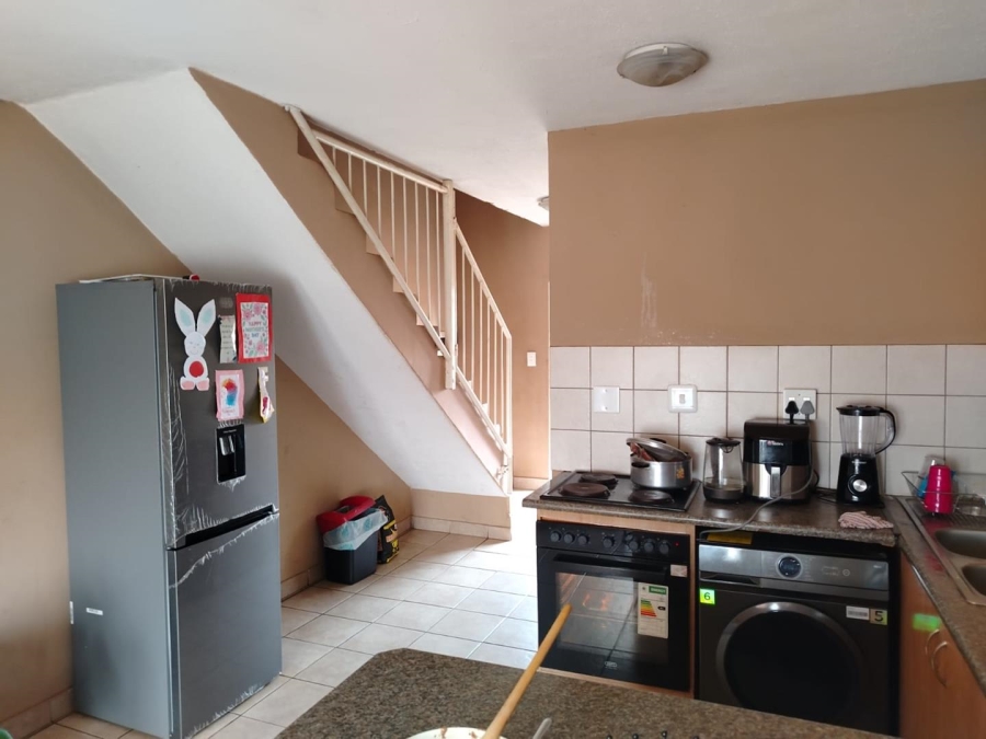 2 Bedroom Property for Sale in The Orchards Gauteng