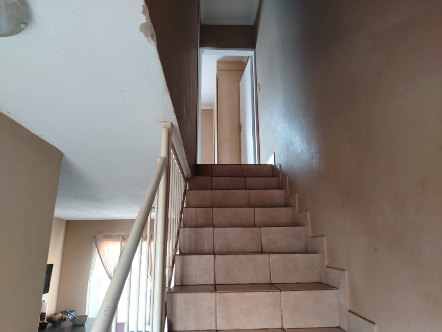 2 Bedroom Property for Sale in The Orchards Gauteng