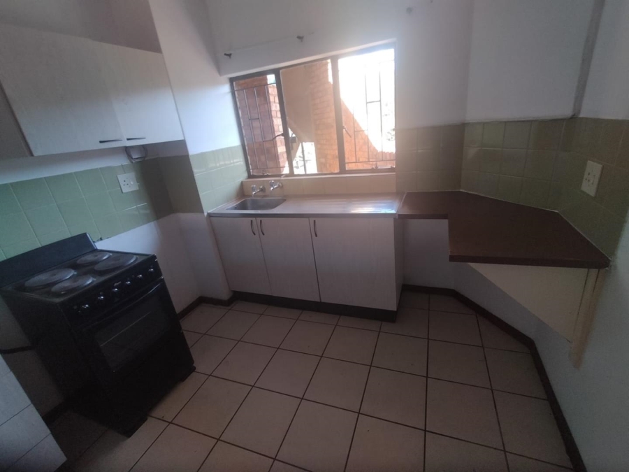 2 Bedroom Property for Sale in Pretoria North Gauteng