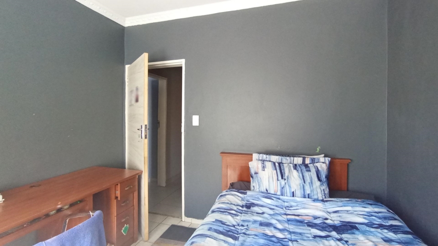 4 Bedroom Property for Sale in Amandasig Gauteng