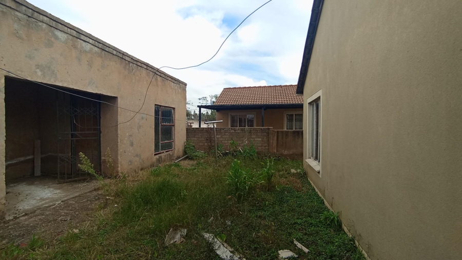 2 Bedroom Property for Sale in Rosslyn Gauteng