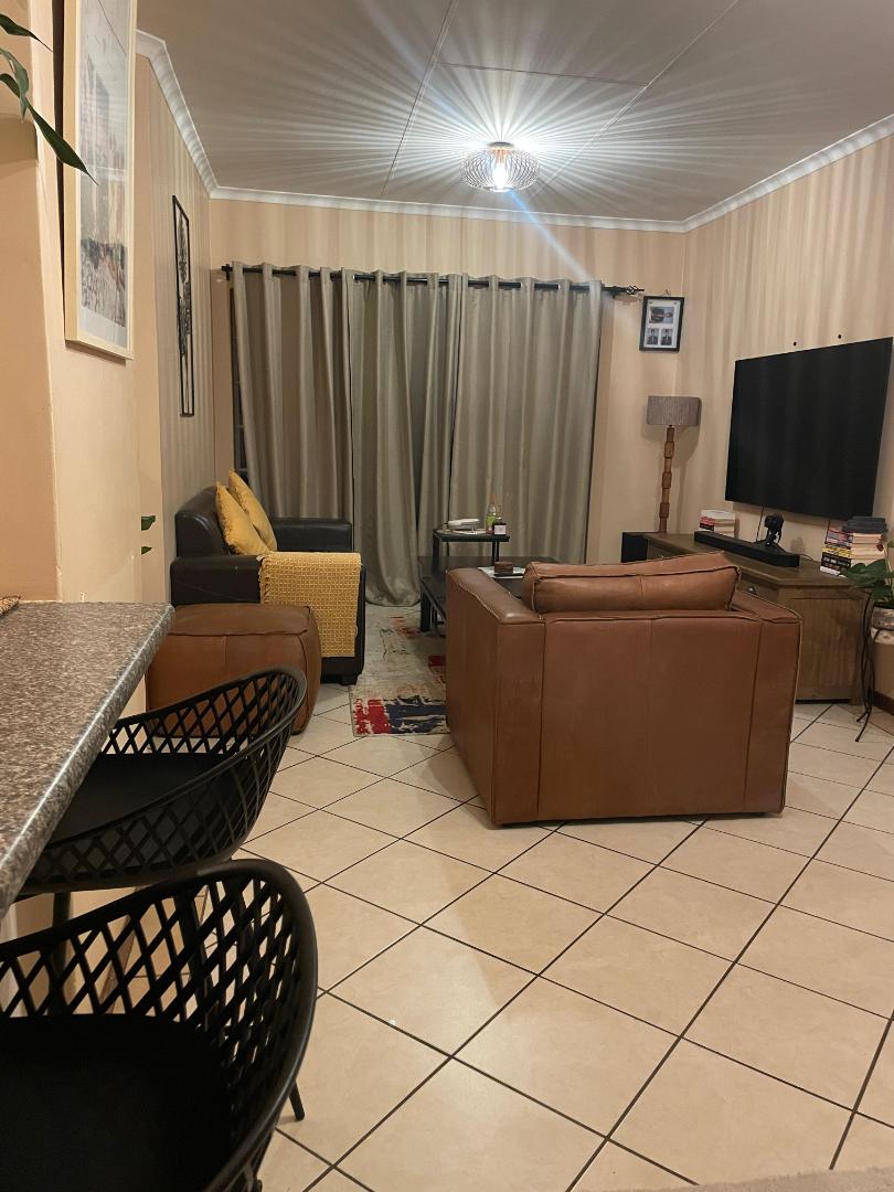 To Let 2 Bedroom Property for Rent in Die Hoewes Gauteng