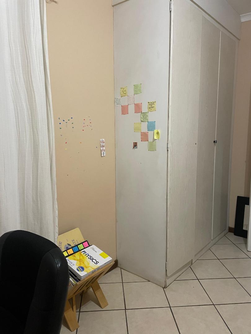 To Let 2 Bedroom Property for Rent in Die Hoewes Gauteng