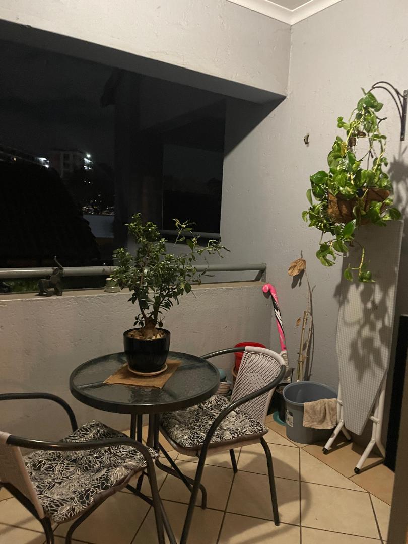 To Let 2 Bedroom Property for Rent in Die Hoewes Gauteng