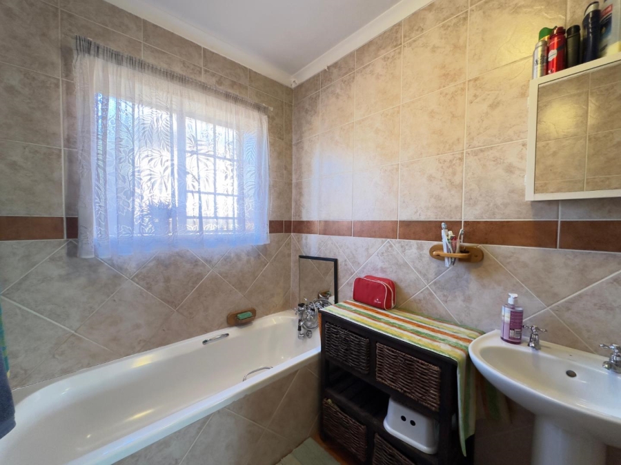 3 Bedroom Property for Sale in Moreleta Park Gauteng