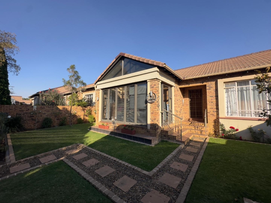 3 Bedroom Property for Sale in Moreleta Park Gauteng