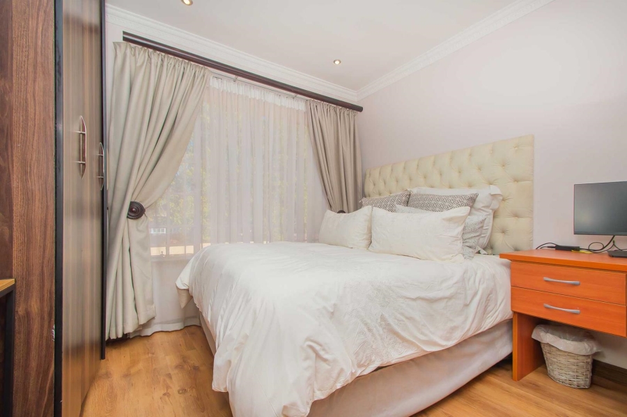 3 Bedroom Property for Sale in Honeydew Grove Gauteng