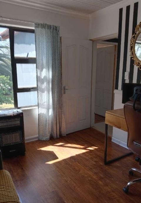 To Let 2 Bedroom Property for Rent in Norwood Gauteng