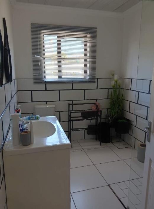 To Let 2 Bedroom Property for Rent in Norwood Gauteng
