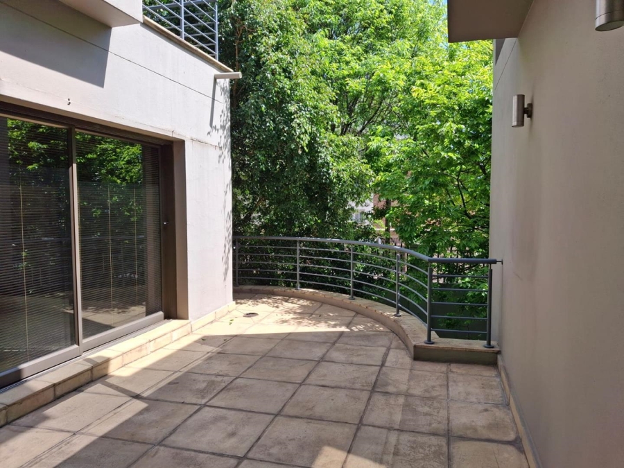 To Let 2 Bedroom Property for Rent in Melrose North Gauteng