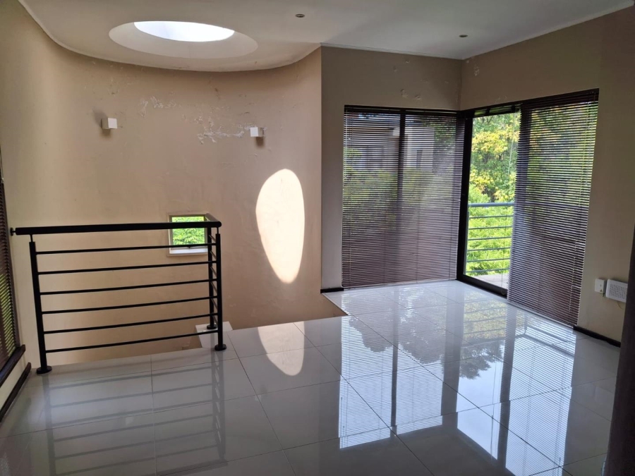 To Let 2 Bedroom Property for Rent in Melrose North Gauteng