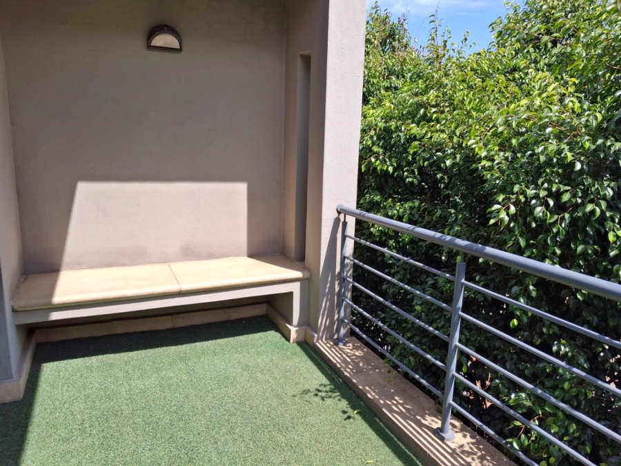 To Let 2 Bedroom Property for Rent in Melrose North Gauteng