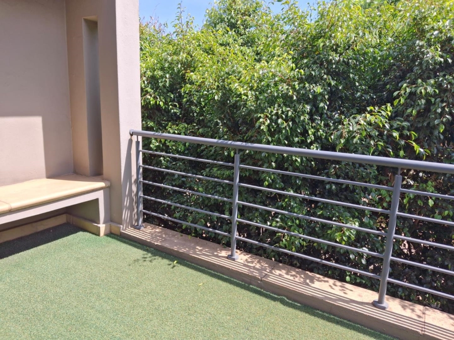 To Let 2 Bedroom Property for Rent in Melrose North Gauteng