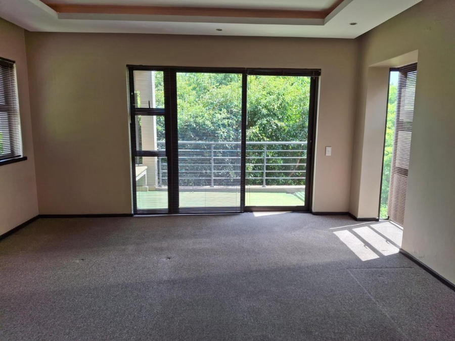 To Let 2 Bedroom Property for Rent in Melrose North Gauteng
