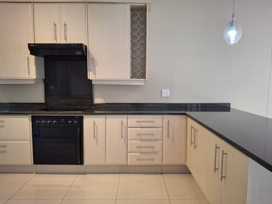 To Let 2 Bedroom Property for Rent in Melrose North Gauteng