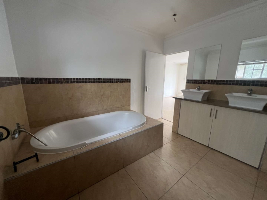 To Let 2 Bedroom Property for Rent in Edenburg Gauteng