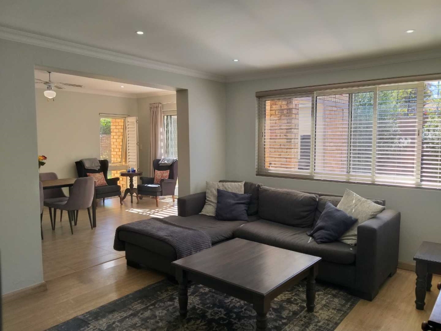 To Let 3 Bedroom Property for Rent in Olivedale Gauteng