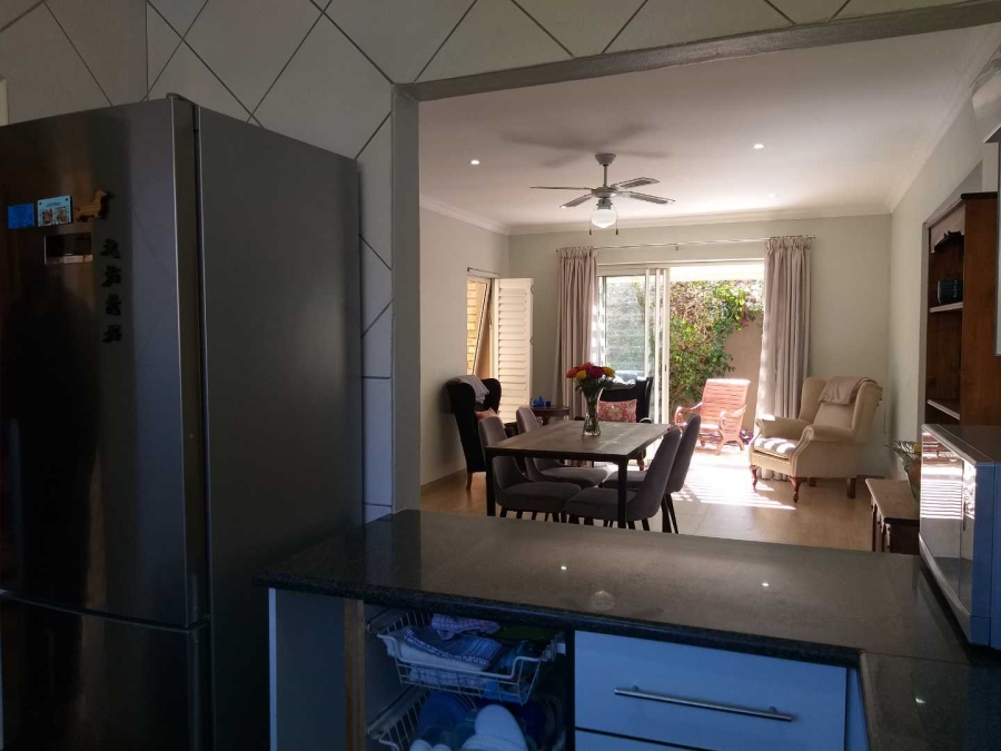 To Let 3 Bedroom Property for Rent in Olivedale Gauteng