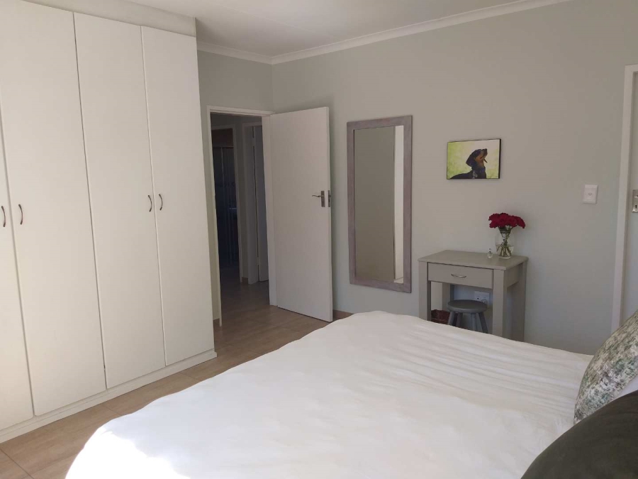 To Let 3 Bedroom Property for Rent in Olivedale Gauteng