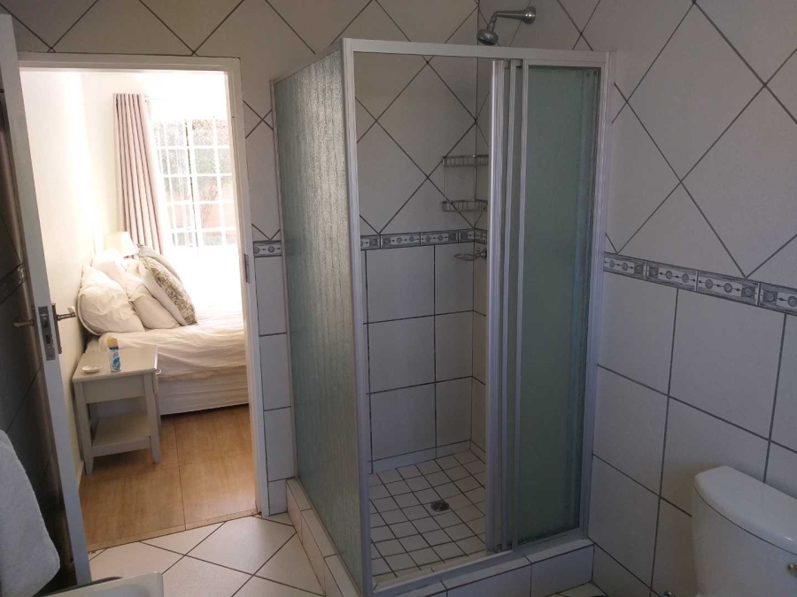 To Let 3 Bedroom Property for Rent in Olivedale Gauteng