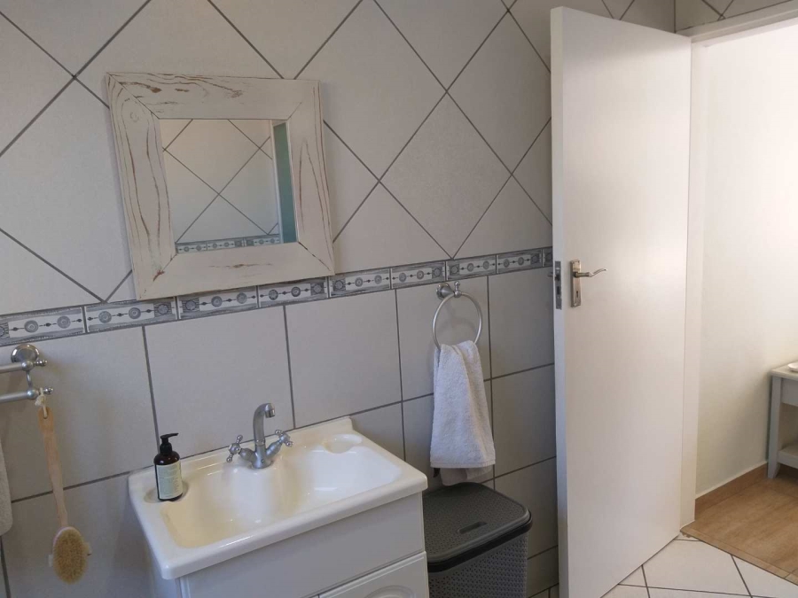 To Let 3 Bedroom Property for Rent in Olivedale Gauteng