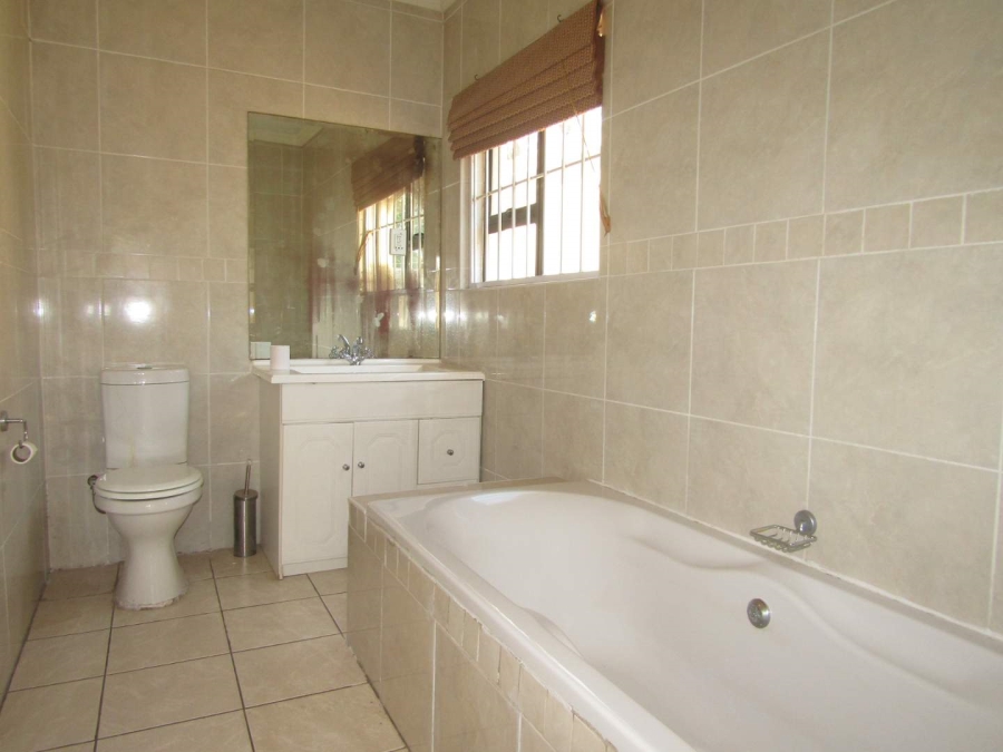 3 Bedroom Property for Sale in Percelia Estate Gauteng