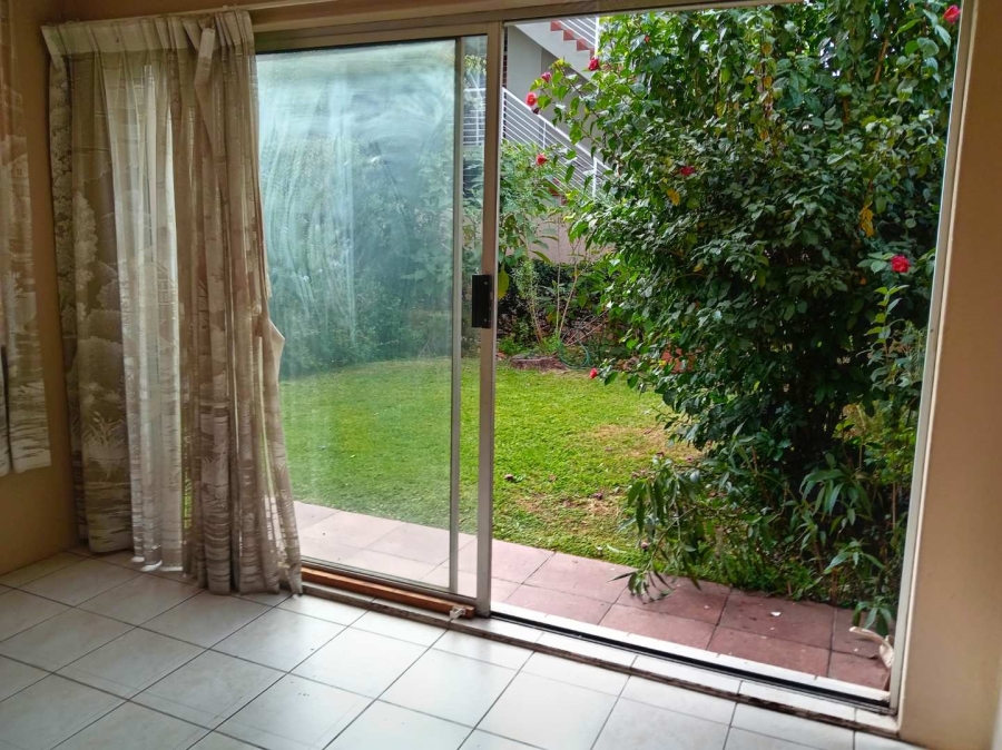 To Let 2 Bedroom Property for Rent in Glenhazel Gauteng