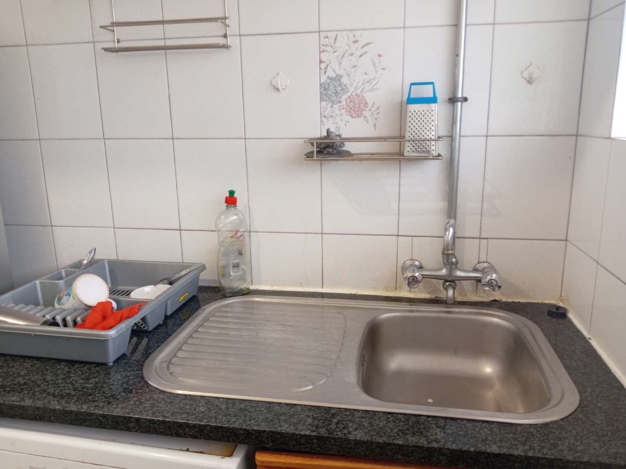 To Let 2 Bedroom Property for Rent in Glenhazel Gauteng