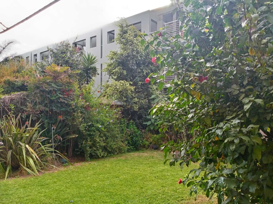 To Let 2 Bedroom Property for Rent in Glenhazel Gauteng