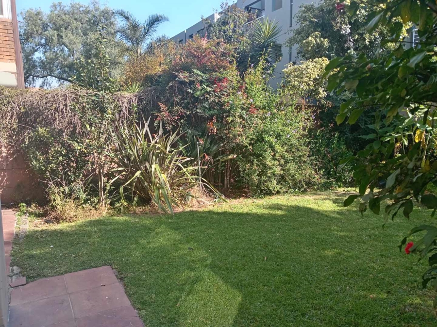 To Let 2 Bedroom Property for Rent in Glenhazel Gauteng