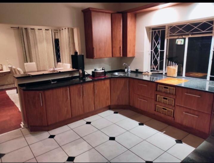To Let 2 Bedroom Property for Rent in Highlands Gauteng