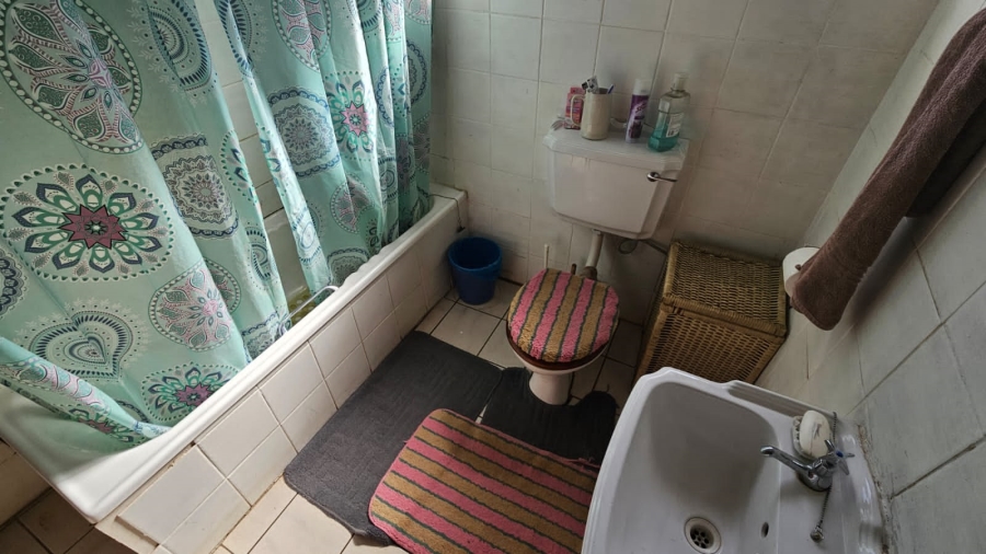 7 Bedroom Property for Sale in Albertville Gauteng