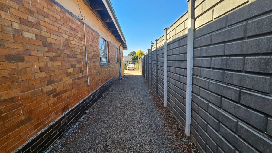 7 Bedroom Property for Sale in Albertville Gauteng