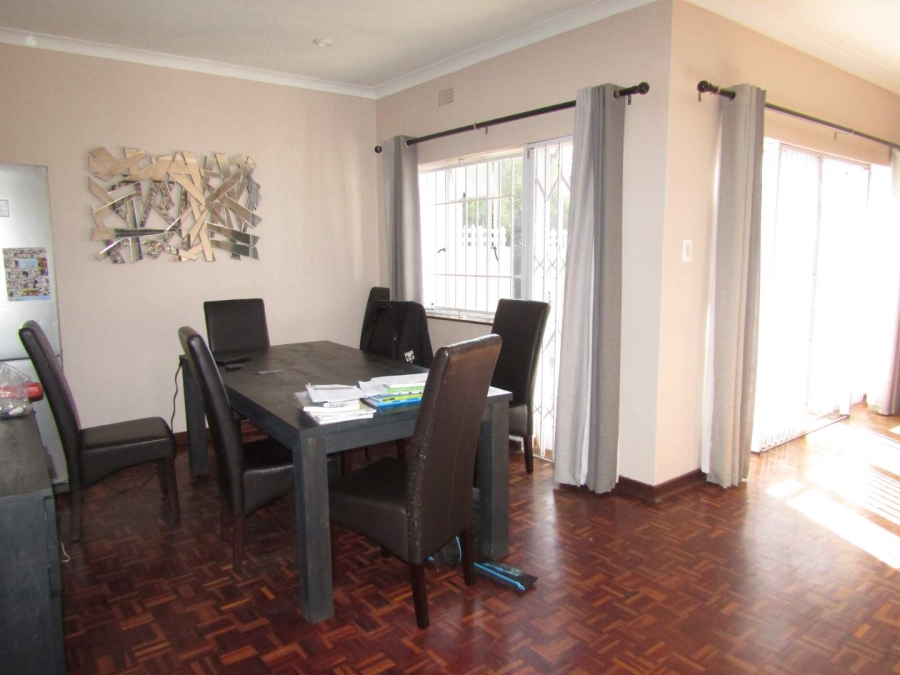 To Let 5 Bedroom Property for Rent in Sydenham Gauteng