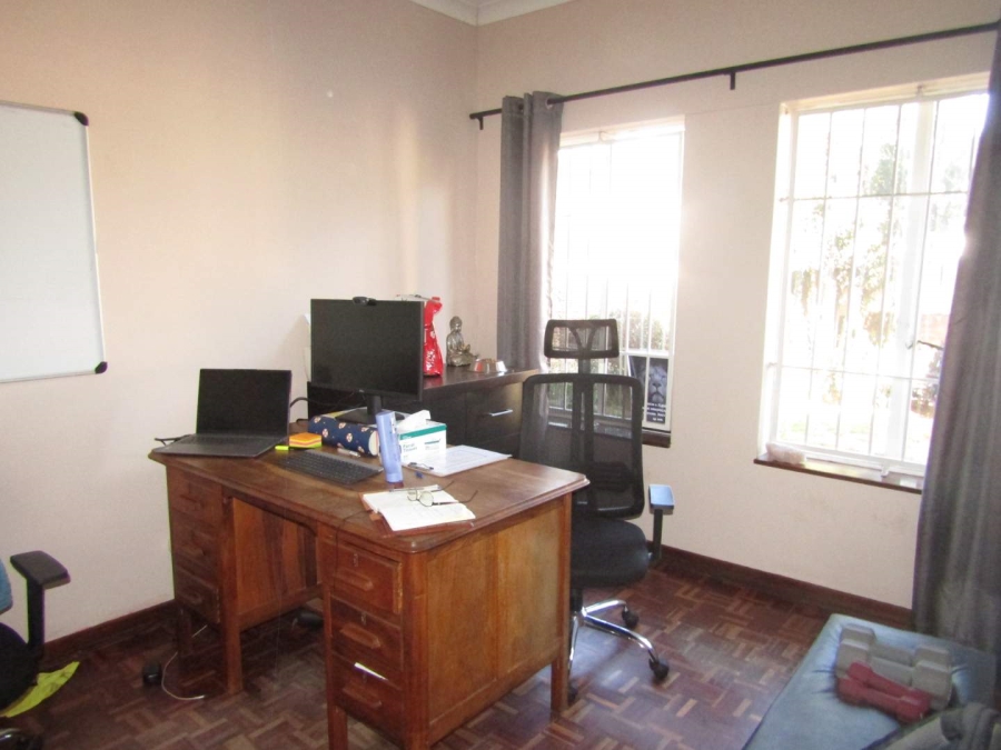 To Let 5 Bedroom Property for Rent in Sydenham Gauteng